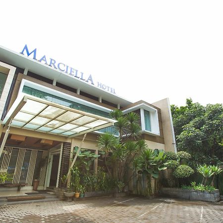 Marciella Hotel Bandung Buitenkant foto