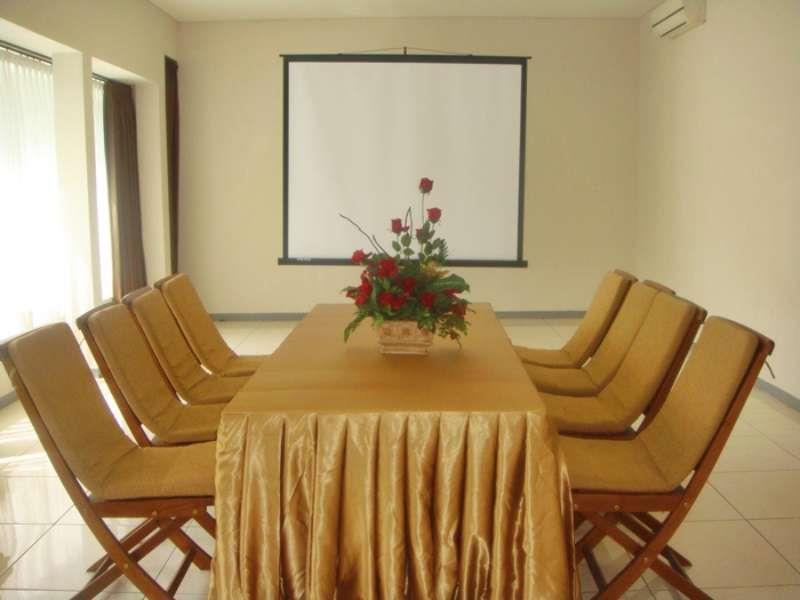 Marciella Hotel Bandung Buitenkant foto