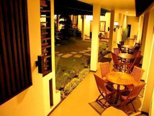 Marciella Hotel Bandung Buitenkant foto